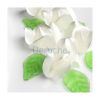 Mini roses blanches en sucre tiré